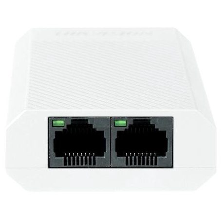 Repetor PoE Hikvision DS-3E0503DP-E/R: 1 Gigabit PoE IN port si 2 Gigabit PoE OUT port, buget PoE 30W